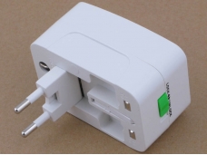 International Travel Plug Adapter Power Converter (931L)